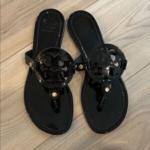 Tory Burch Glossy Black Patent Leather Thong Sandals